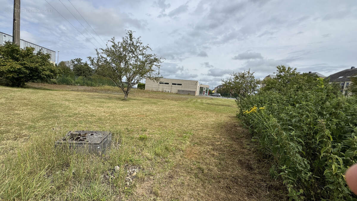 Commerce à SUNDHOUSE