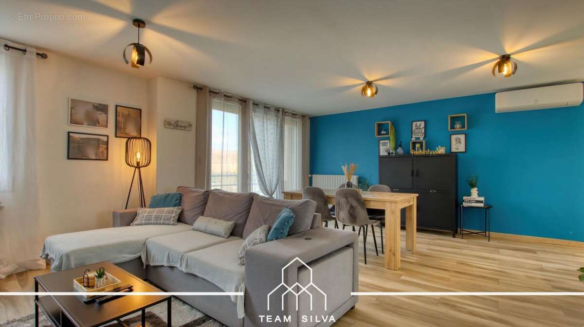 Maison à ROUSSILLON