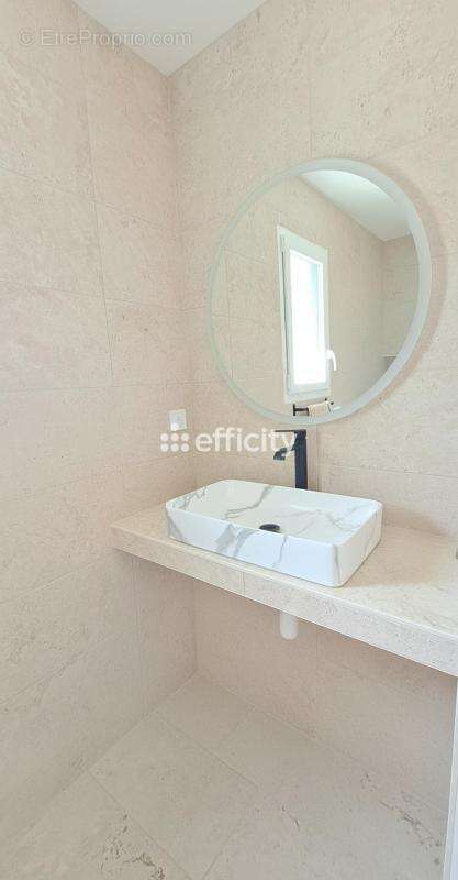 Maison 150 m² à Artigueloutan  - photo 20