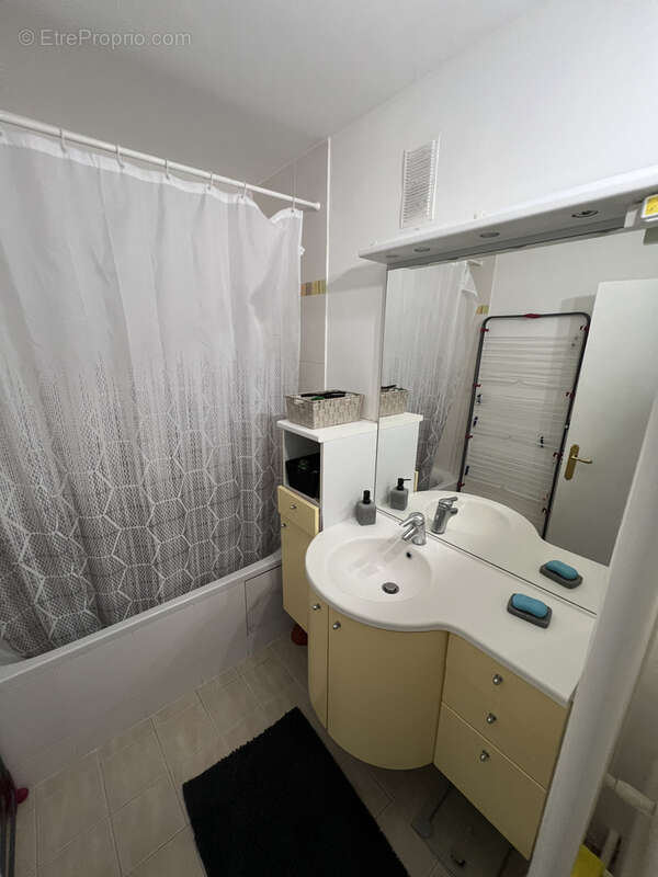 Appartement à CHENNEVIERES-SUR-MARNE