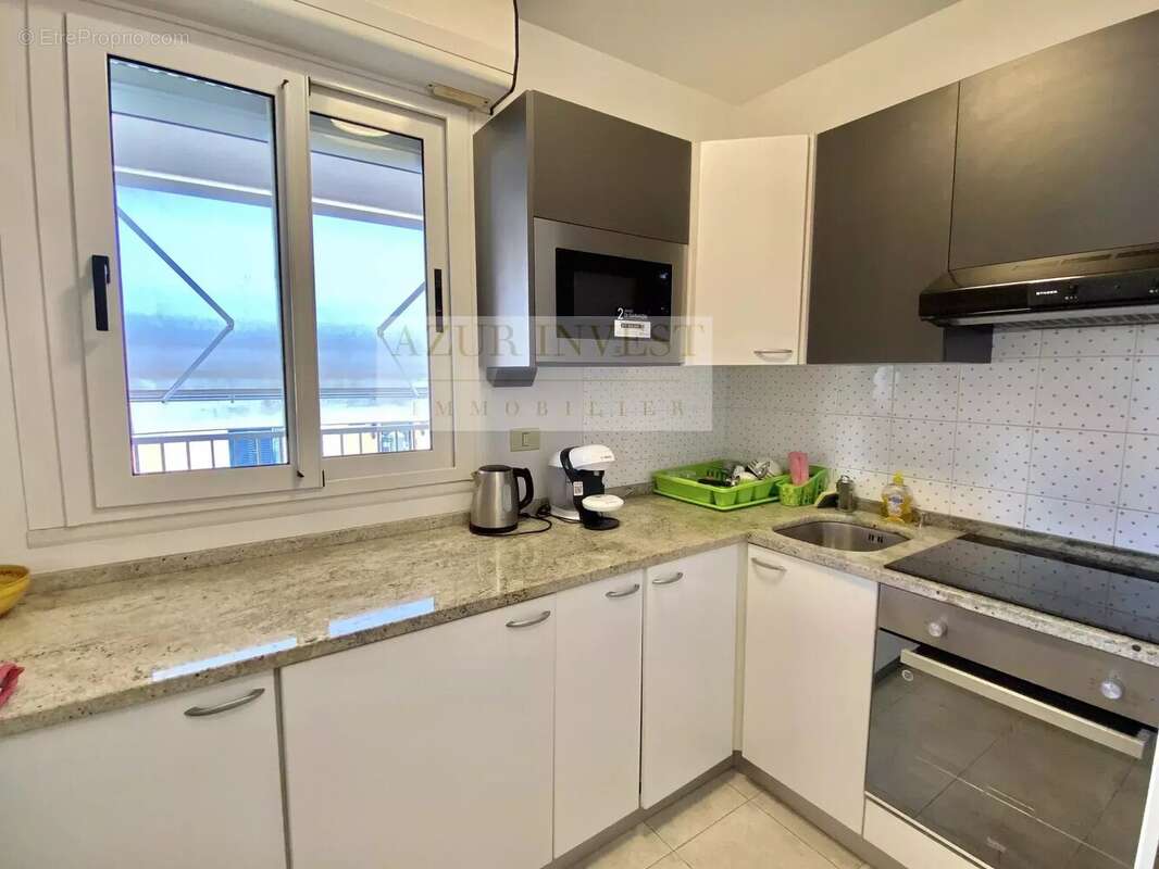 Appartement à ROQUEBRUNE-CAP-MARTIN