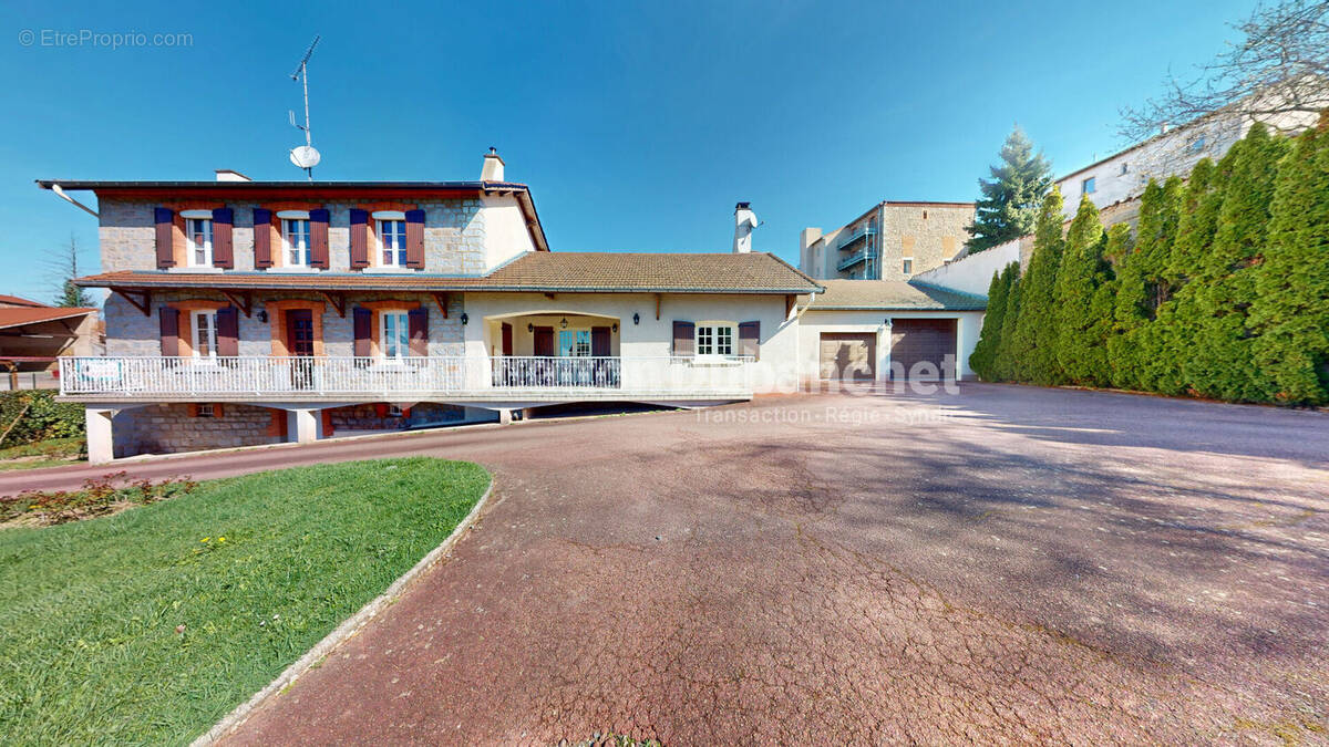 Maison à ROZIER-EN-DONZY