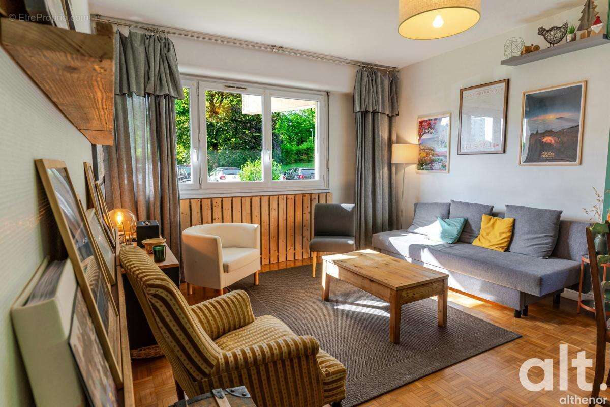 Appartement à Annecy-le-Vieux — 2 pièces et parking privatif - photo 3