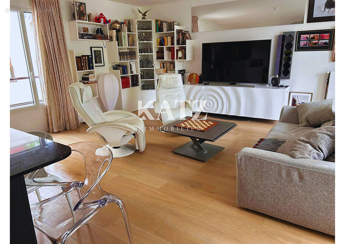 Appartement à GARCHES