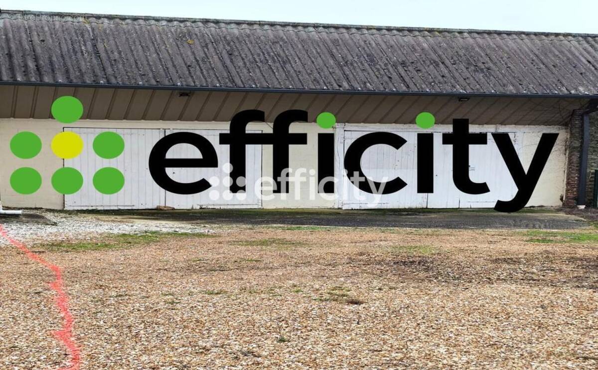 Maison à TREMBLAY-LES-VILLAGES