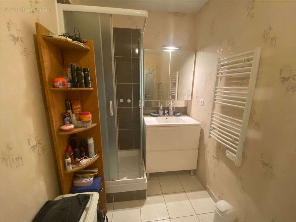 Appartement à EPERNON