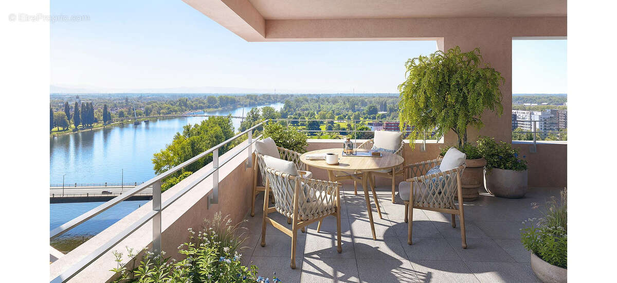 3 Pièces vue Rhin, rare ! Belle terrasse de 10m2 avec panorama exceptionnel ! - photo 2
