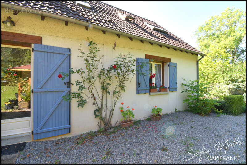 Maison à CHASSIGNOLLES