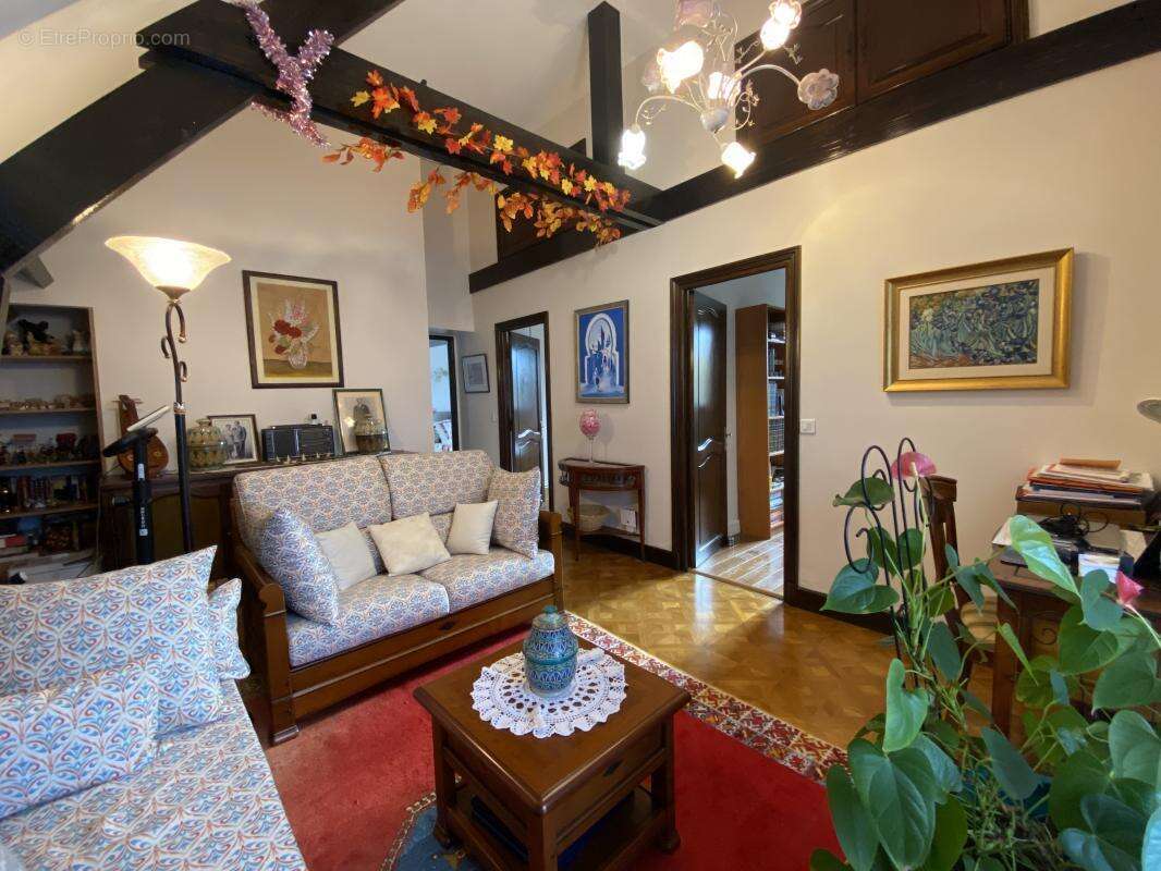 Maison à BENNECOURT