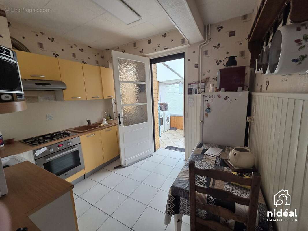 Maison à AULNOYE-AYMERIES