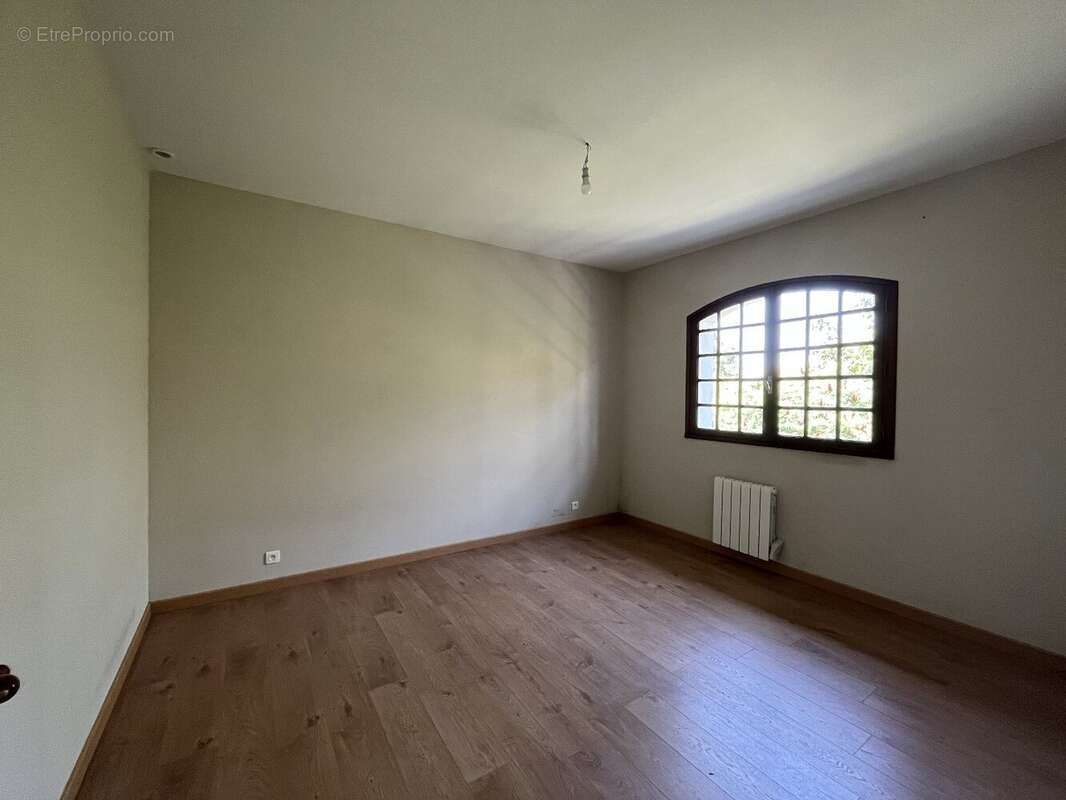 Maison à LONGAGES