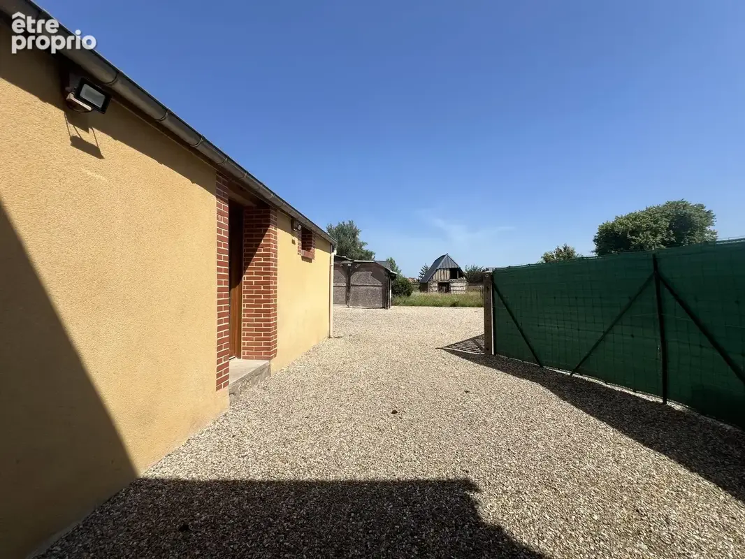 Maison 136 m² à Saint-Laurent-En-Caux  - photo 3