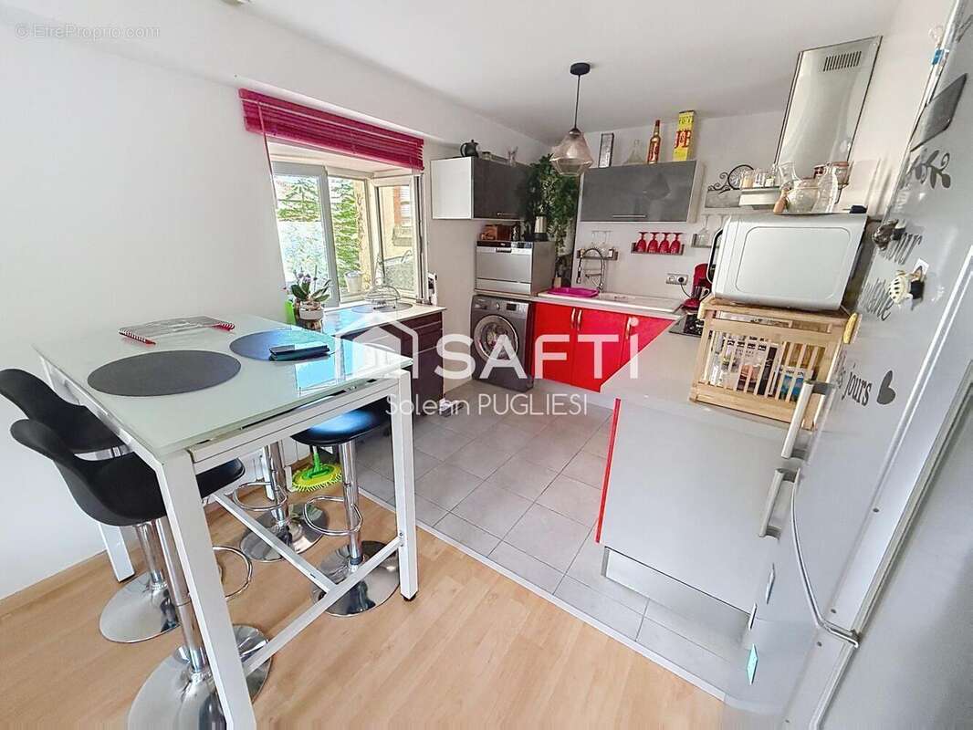 Appartement 66 m² à Renage  - photo 3