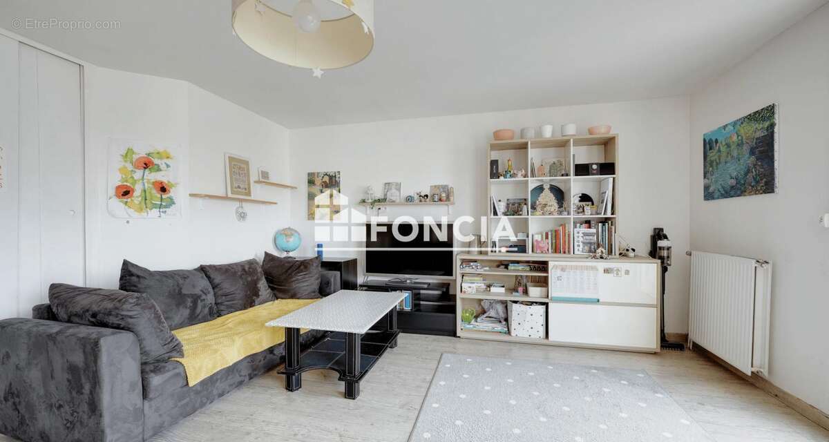 Appartement à LE PLESSIS-ROBINSON