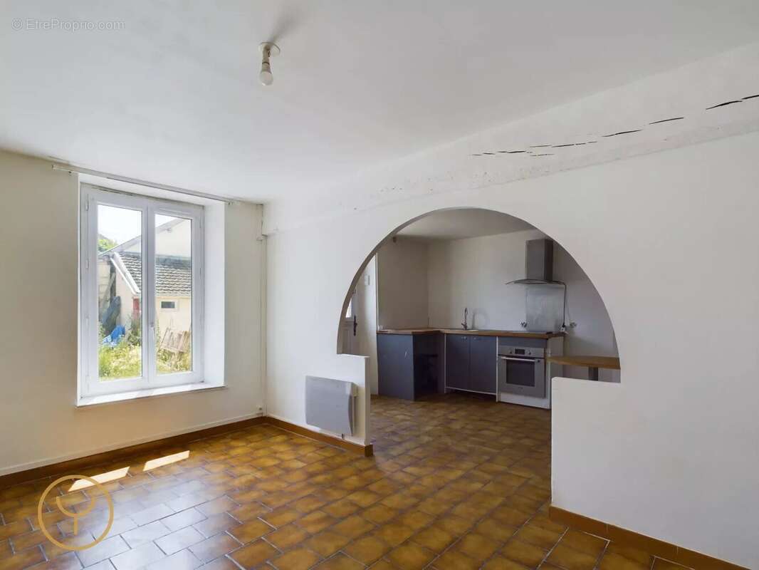 Maison à ROMILLY-SUR-SEINE