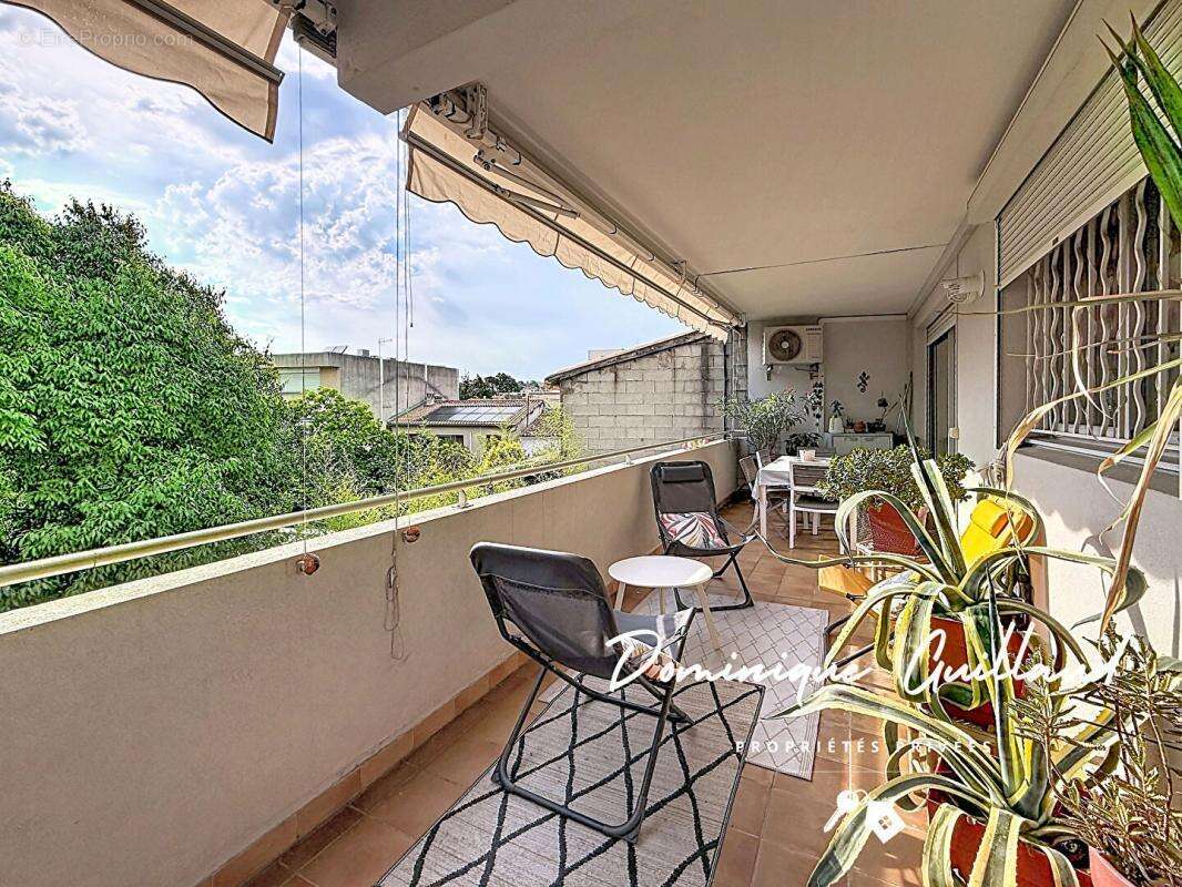 Appartement à NIMES