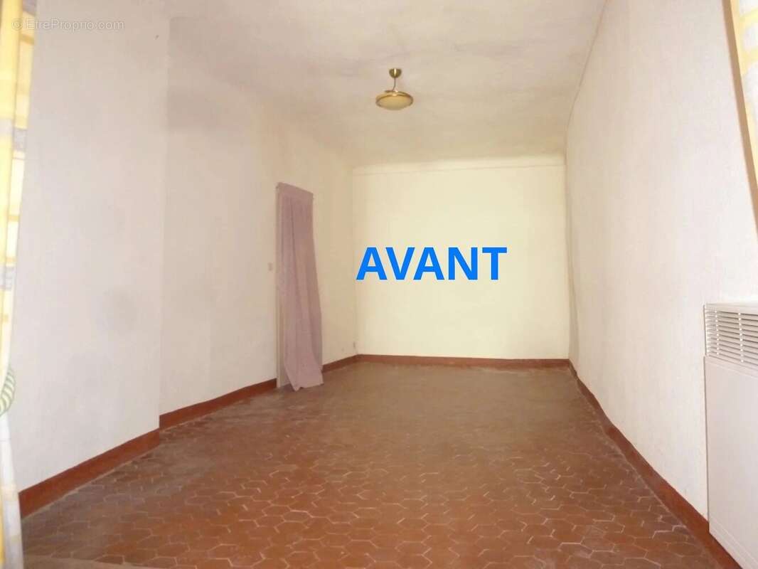 Appartement à PUGET-THENIERS