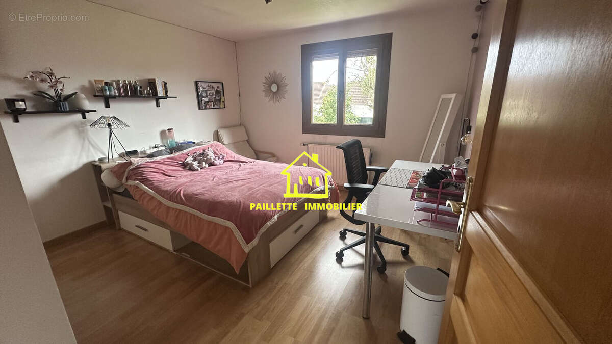 Maison à MONTIVILLIERS