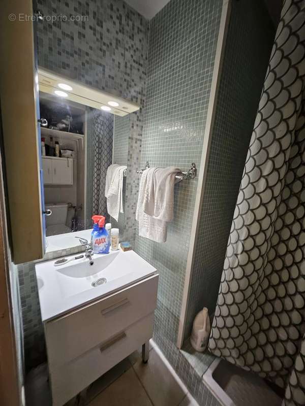 Appartement à VILLENEUVE-LOUBET