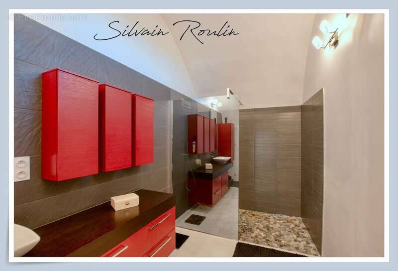 Maison à MALATAVERNE