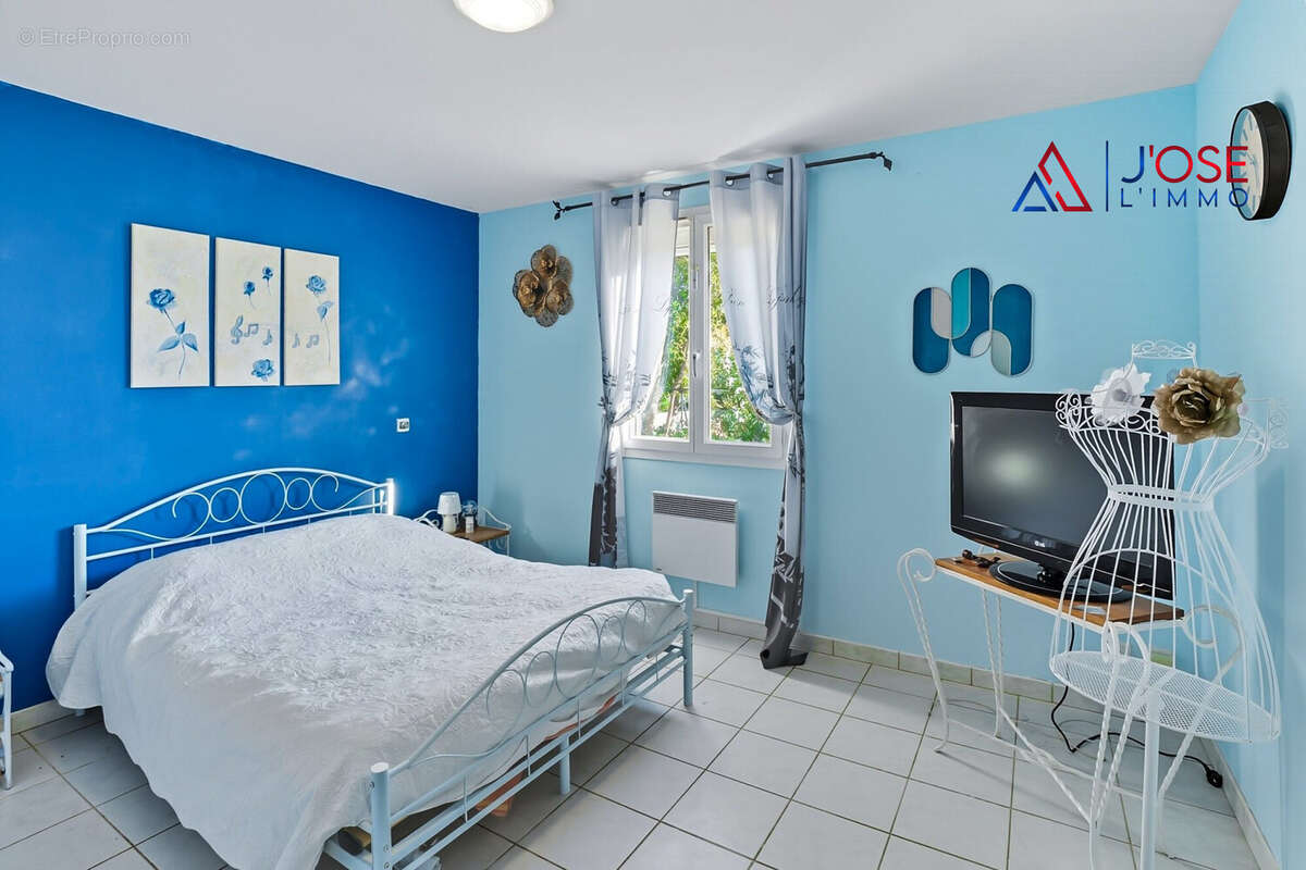 Maison à LEZIGNAN-CORBIERES