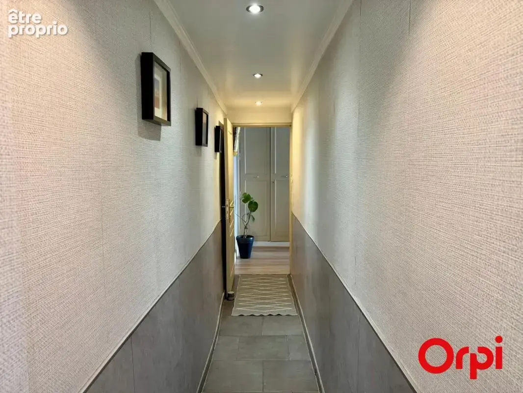 T4 de charme avec balcons et chambres de bonne – 128 m² – Saint-Charles / Le Chapitre (13001) - photo 20