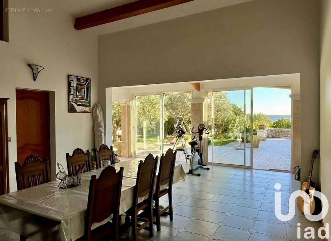 Photo 8 - Maison à AUBUSSARGUES