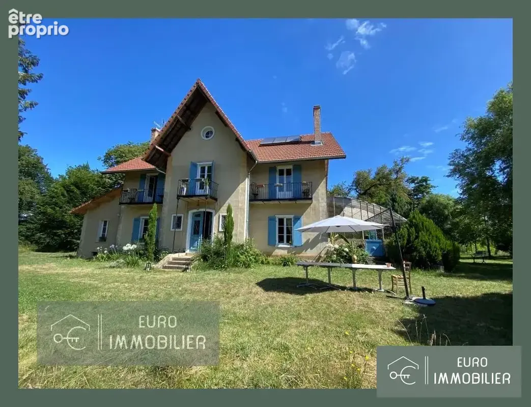 Maison à ARENGOSSE