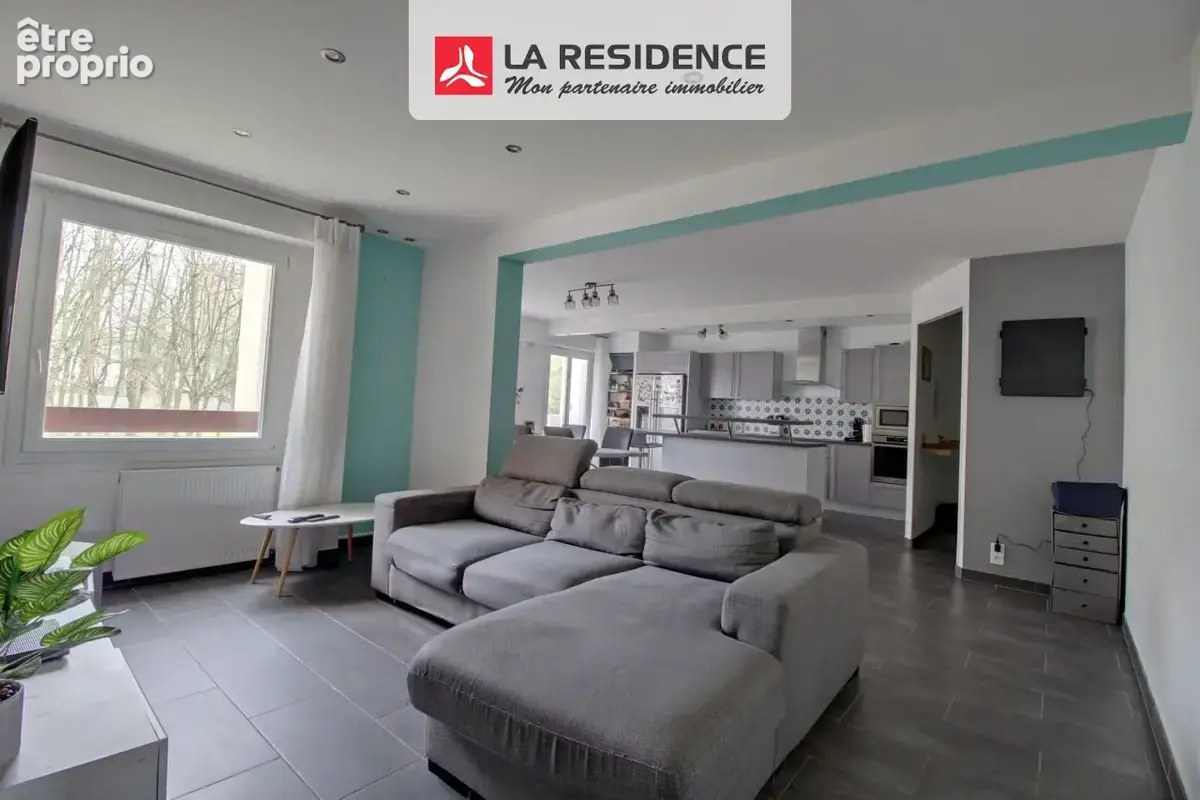 Appartement 99 m² à Cergy  - photo 3