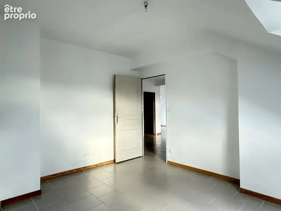Appartement  au coeur de Grandvilliers 4 pièce(s) 77 m2 - photo 5