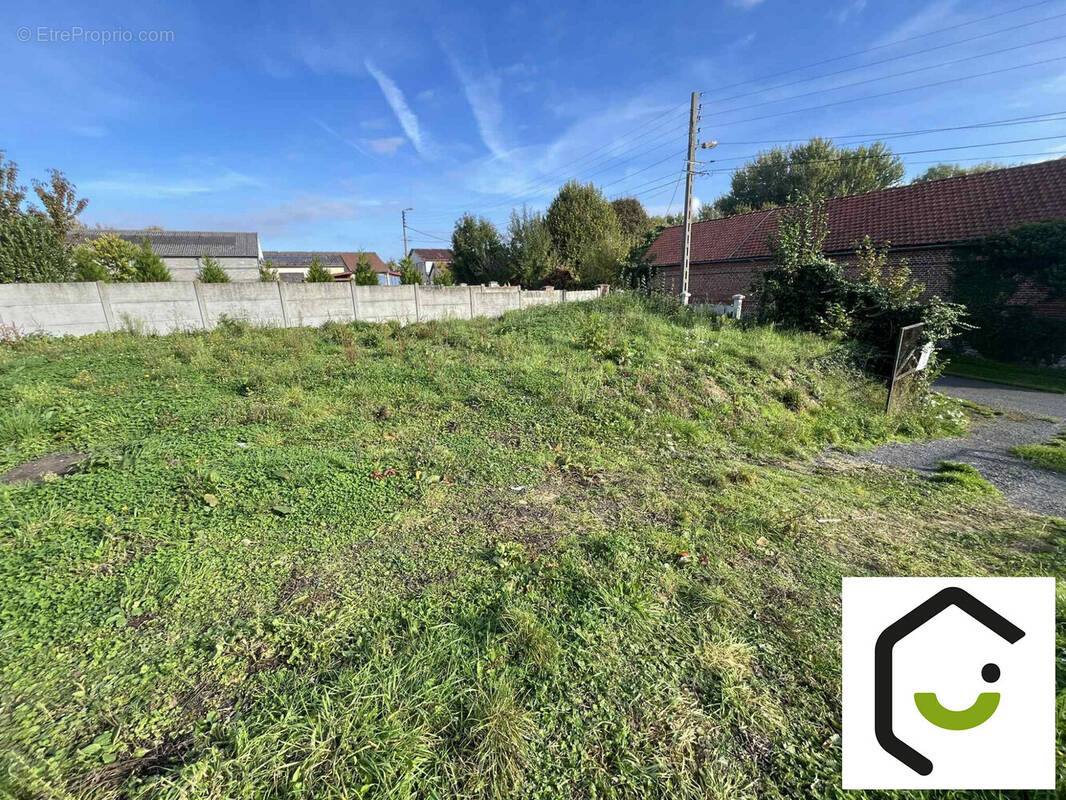 Terrain à ROYE