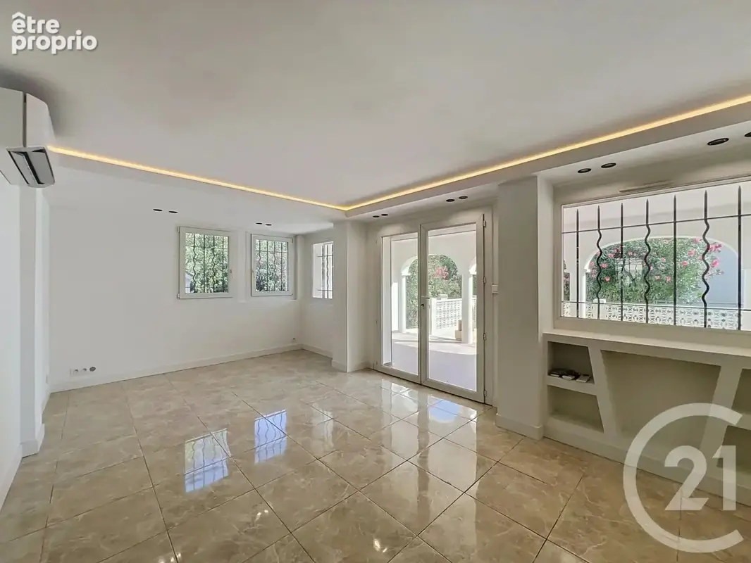 Maison 6 pièces 147 m² à vendre à Mandelieu-La-Napoule (06210) - photo 12