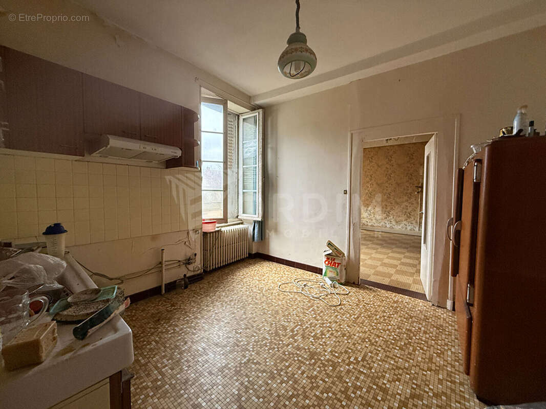 Appartement à DONZY