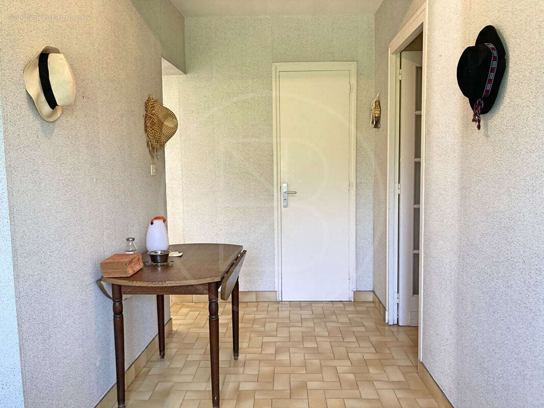 Maison à MONTCARET