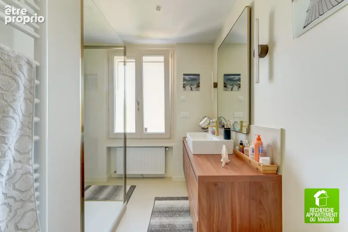 Maison entièrement rénovée avec belles prestations - photo 11