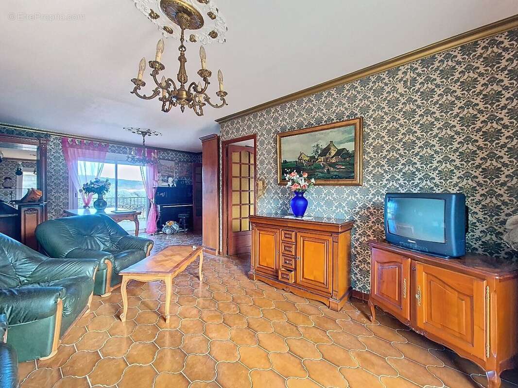 Maison à CESSENON-SUR-ORB