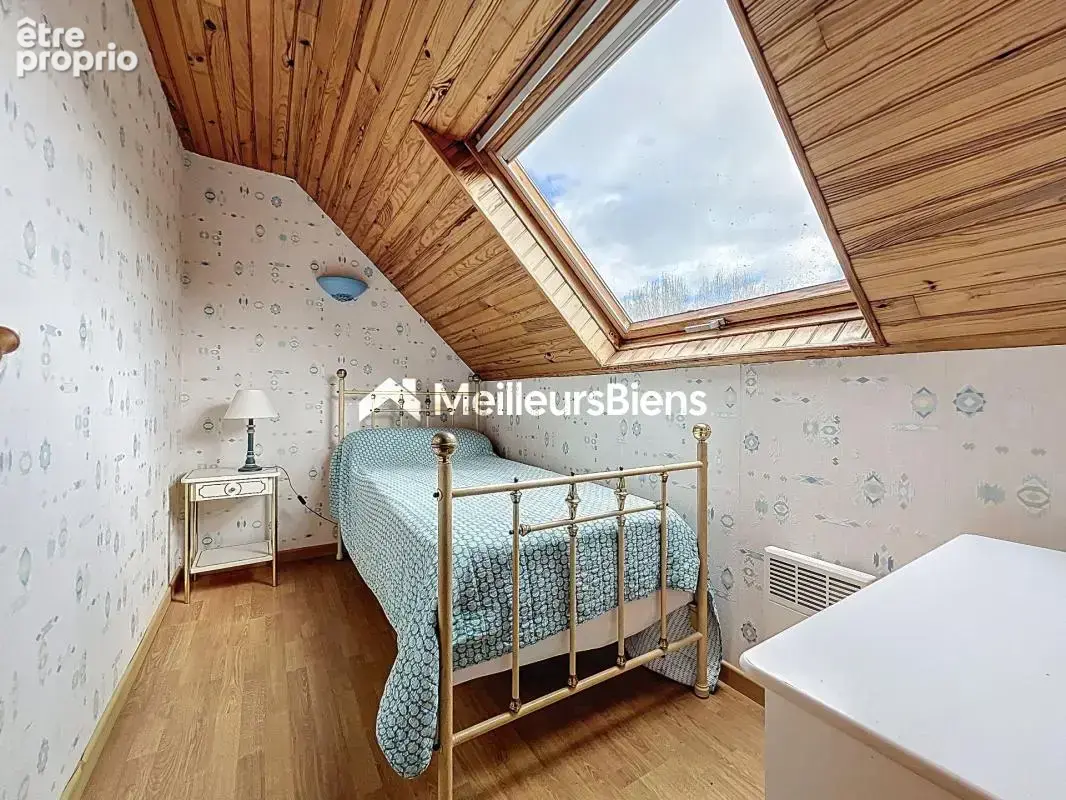 Bien au calme avec belle surface, parfait pour un achat serein - photo 16
