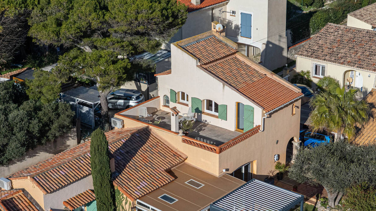 Maison à SAUSSET-LES-PINS