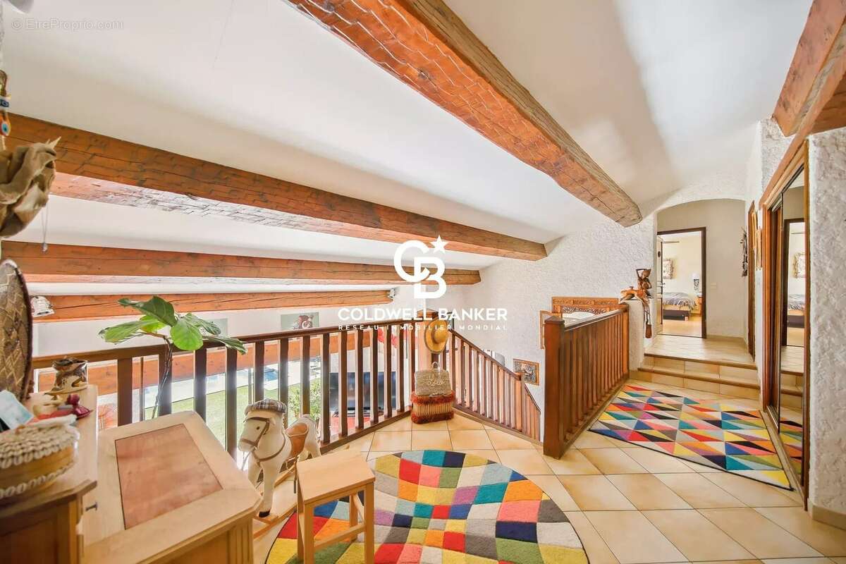 Maison à CARQUEIRANNE