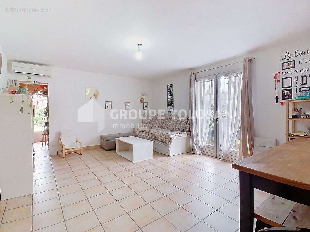Appartement à MONTRABE