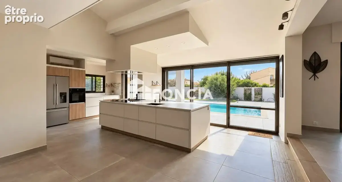 Aigues-mortes – villa d’architecte – prestations haut de gamme – piscine – garage - photo 3