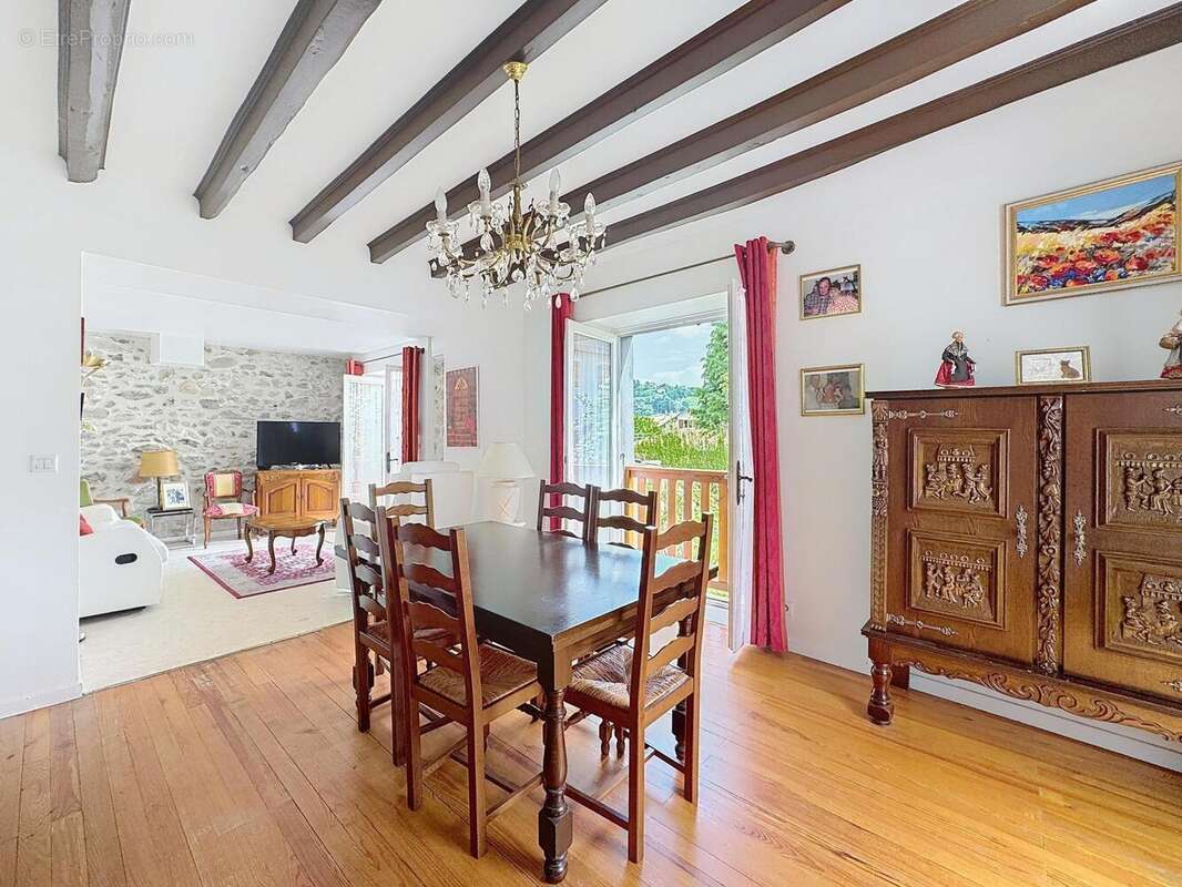 Photo 2 - Maison à COUBLEVIE