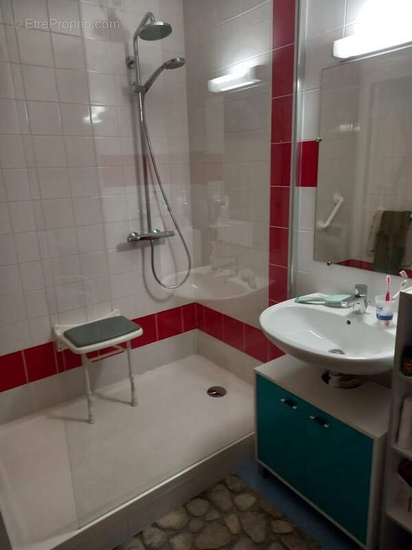 Appartement à SAINT-JACQUES-DE-LA-LANDE