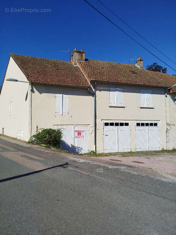Maison à AUTUN