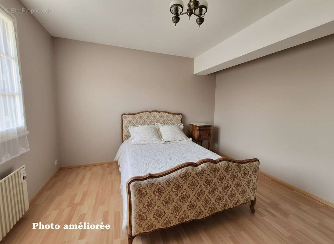 Maison à CORON