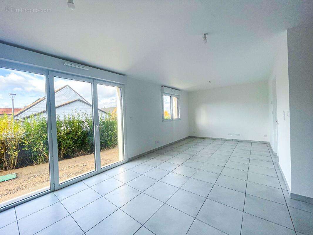 Maison à PETIT-COURONNE