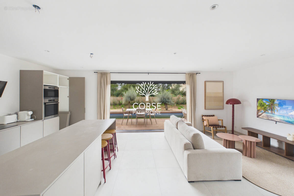 Maison à PORTO-VECCHIO