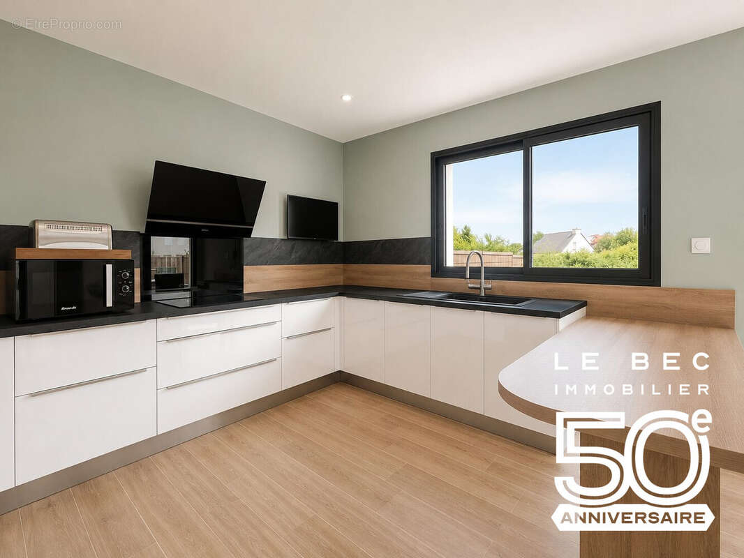Maison 147 m² à Saint-Philibert  - photo 4
