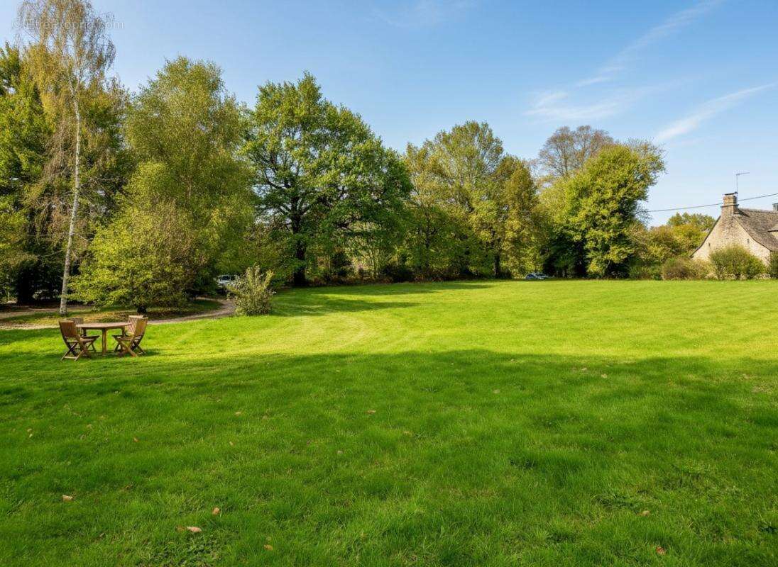 Maison à SAINT-PRIVAT