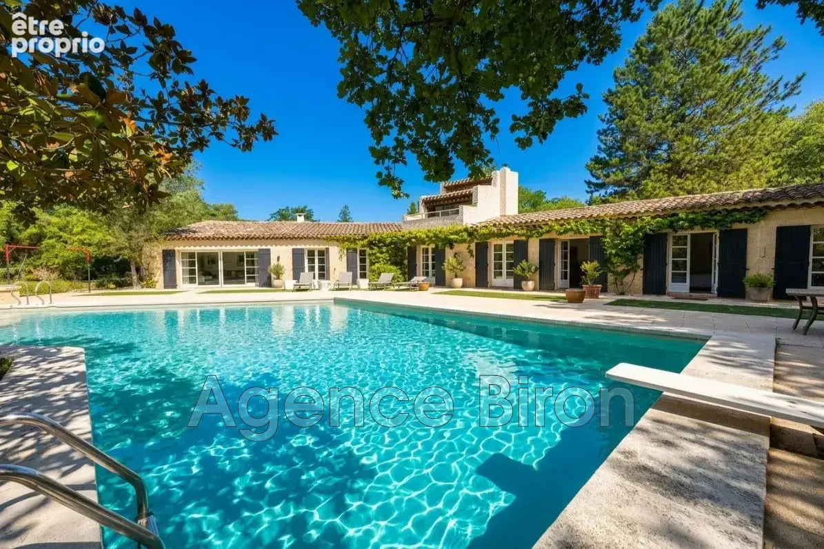 Maison 8 pièces 420 m² à vendre à Aix-En-Provence (13090) - photo 4